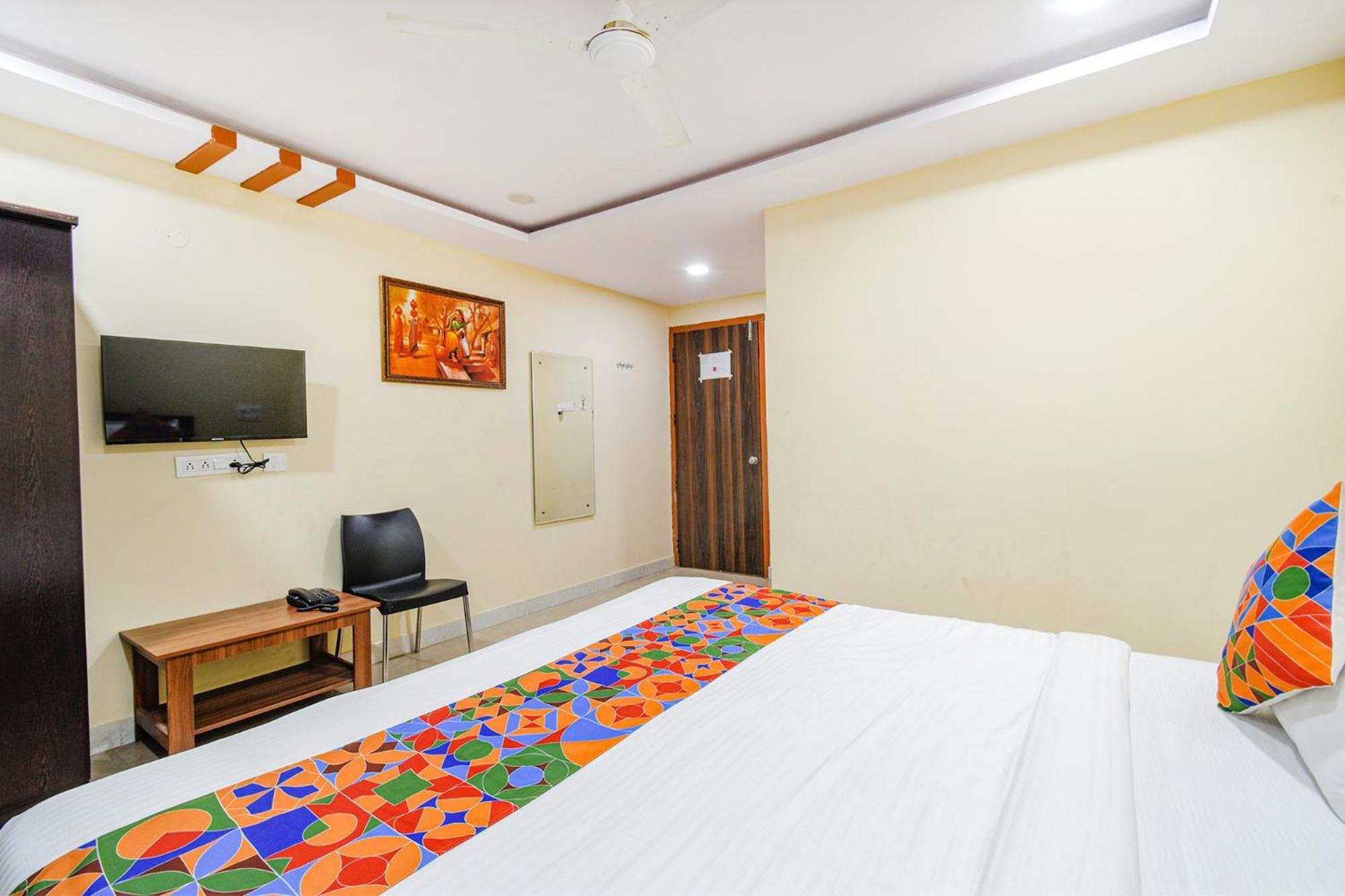 Fabhotel N Residency, Hitech City - 350M From Yashoda Hospital, Hitech City Hyderabad Bagian luar foto