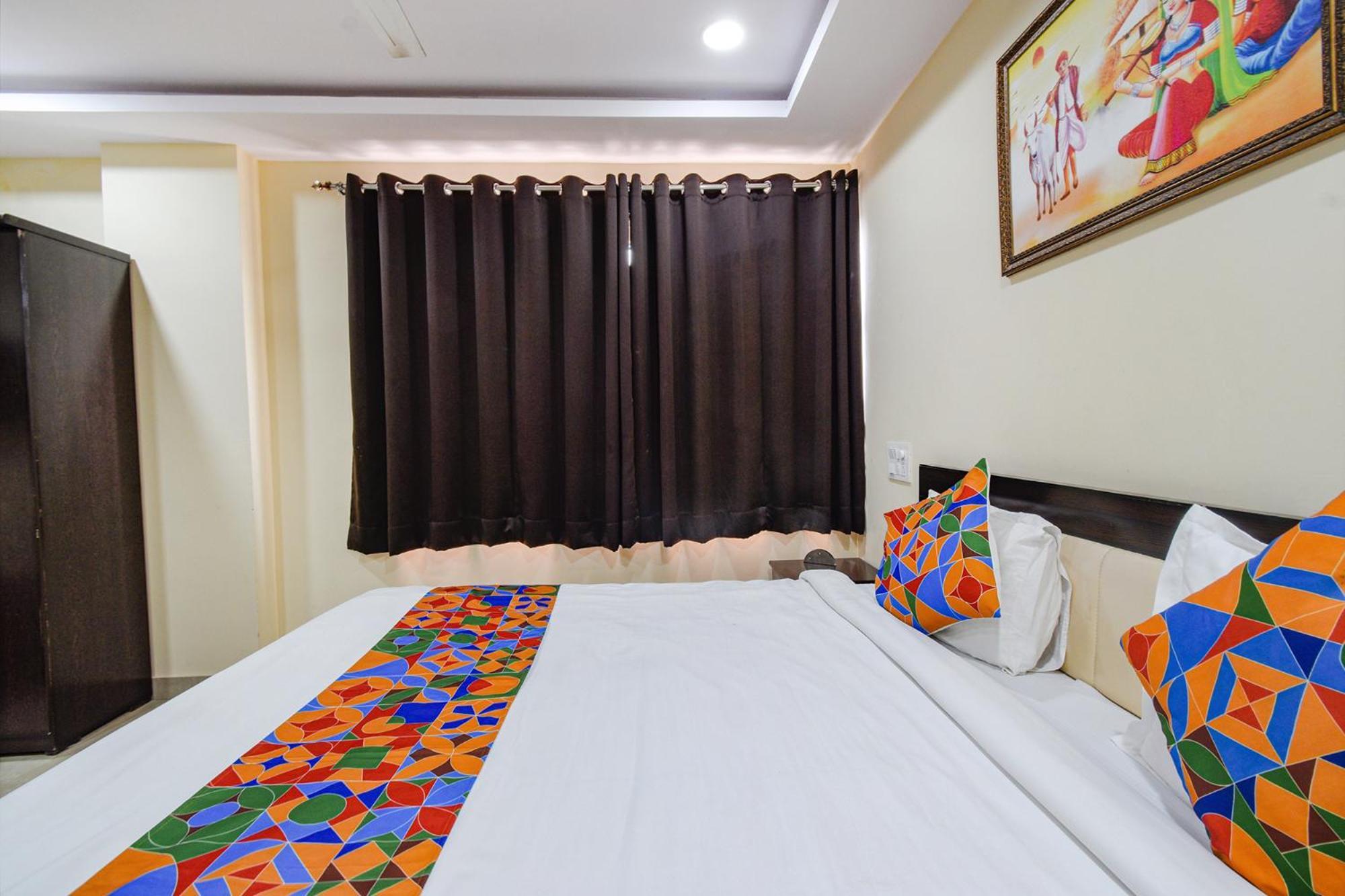Fabhotel N Residency, Hitech City - 350M From Yashoda Hospital, Hitech City Hyderabad Bagian luar foto